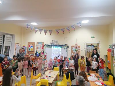Четвърта  група " Приятели " 16